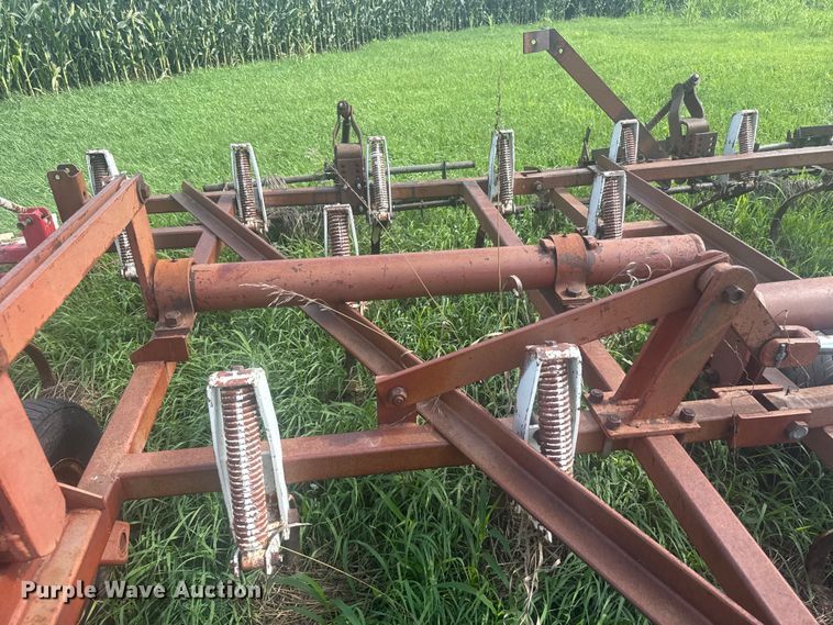 image for item ER2223 Wil-Rich field cultivator