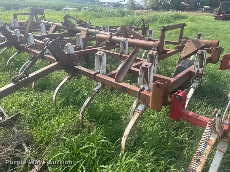 image for item ER2223 Wil-Rich field cultivator