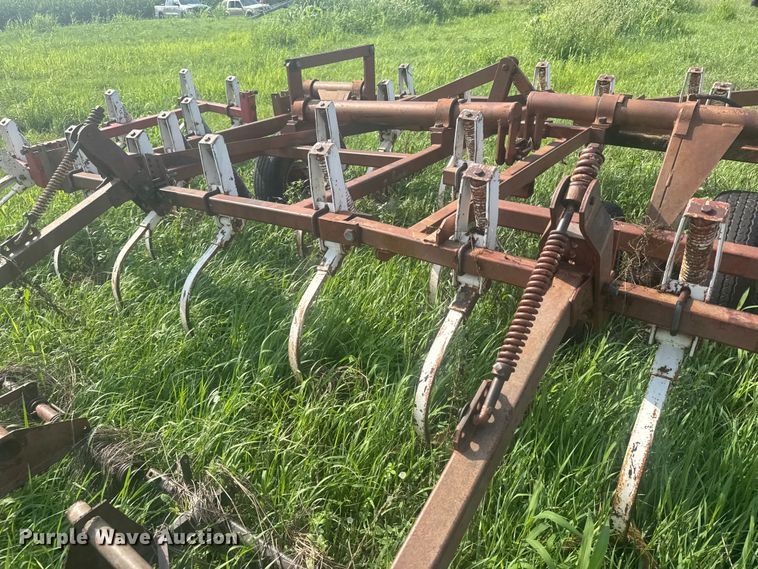 image for item ER2223 Wil-Rich field cultivator