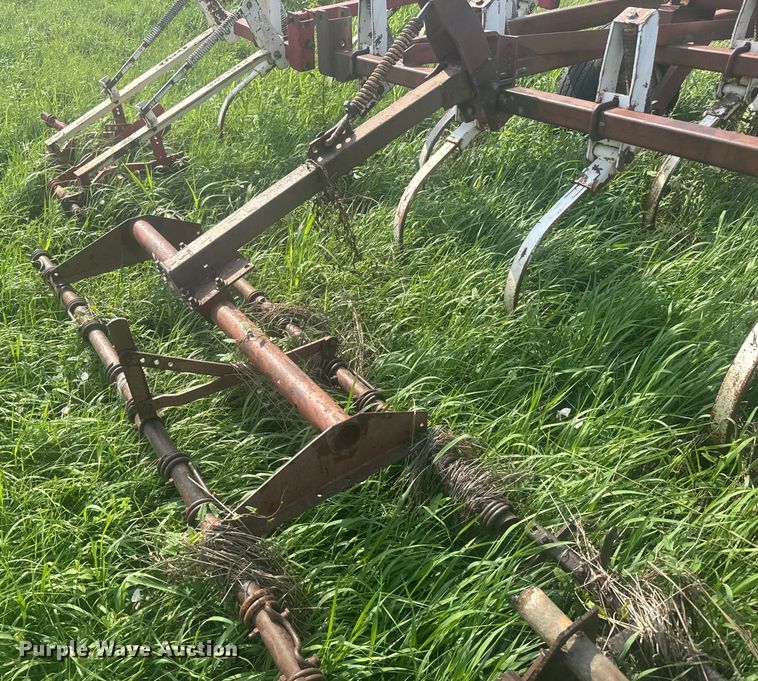 image for item ER2223 Wil-Rich field cultivator