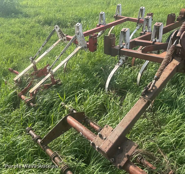 image for item ER2223 Wil-Rich field cultivator