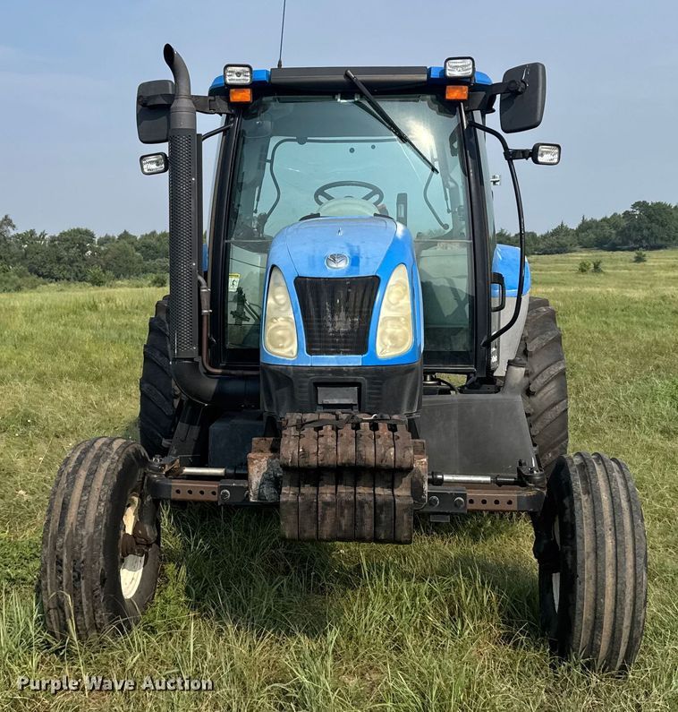 image for item ER2234 2009 New Holland T6020 tractor