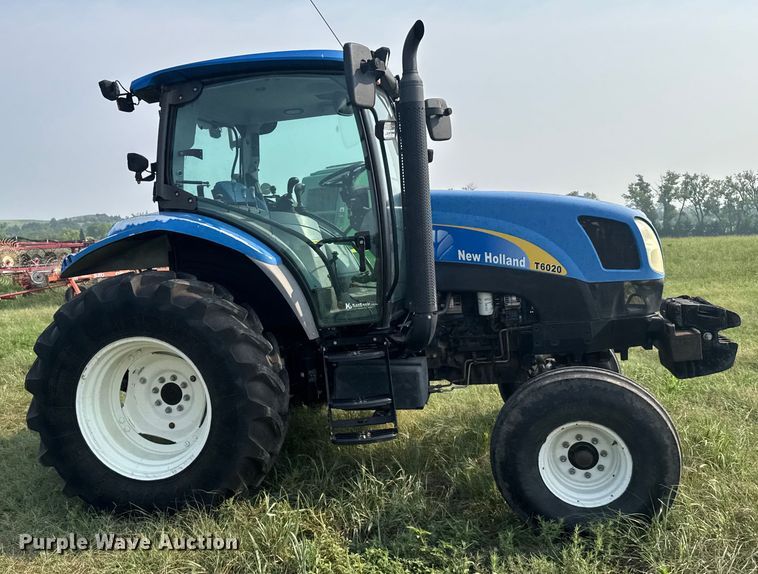 image for item ER2234 2009 New Holland T6020 tractor