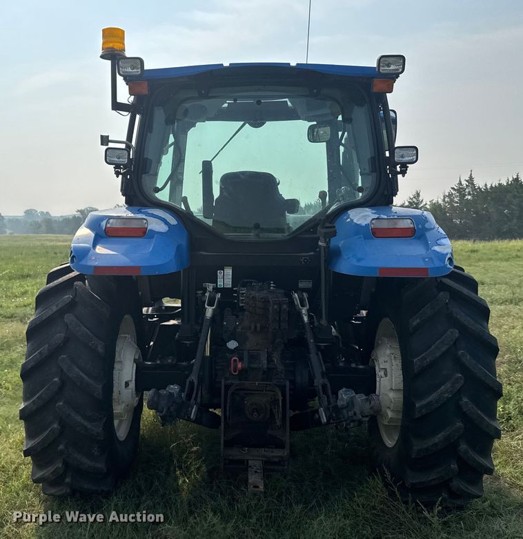 image for item ER2234 2009 New Holland T6020 tractor