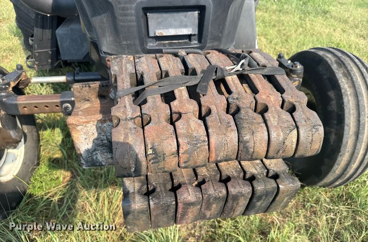 image for item ER2234 2009 New Holland T6020 tractor