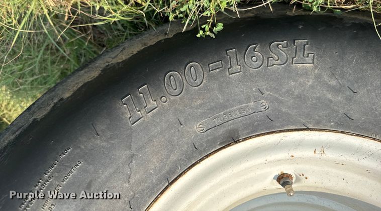 image for item ER2234 2009 New Holland T6020 tractor