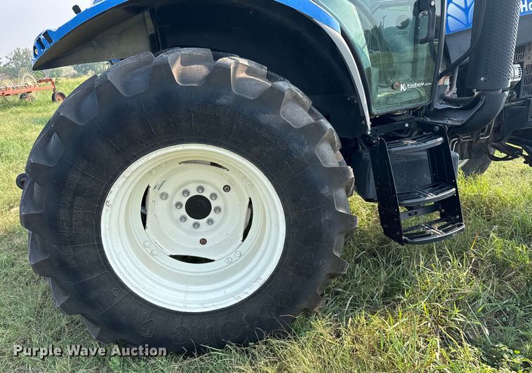image for item ER2234 2009 New Holland T6020 tractor