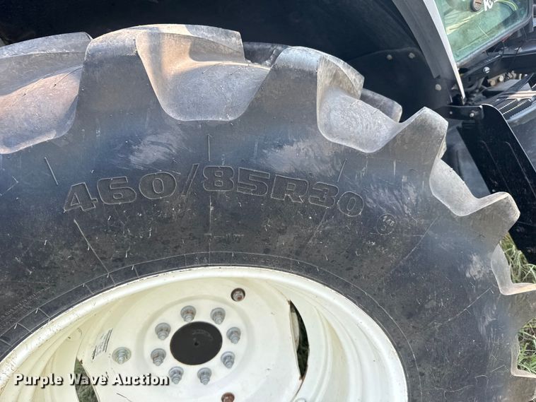 image for item ER2234 2009 New Holland T6020 tractor