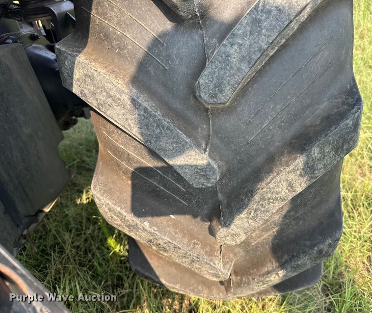 image for item ER2234 2009 New Holland T6020 tractor