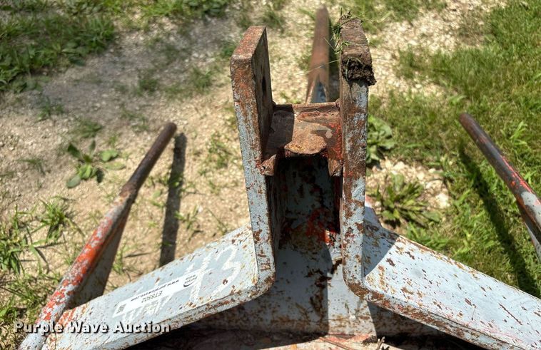 image for item ET8502 Bale spear