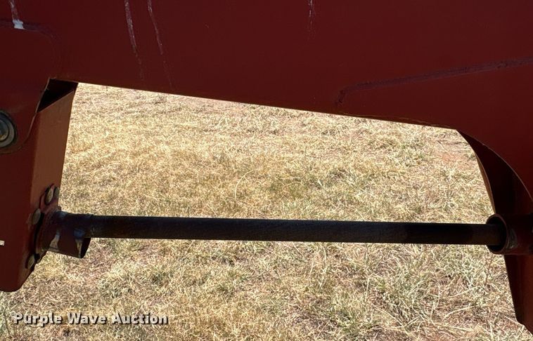 image for item EU0003 2004 New Holland 1431 swather swather / windrower