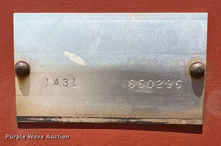 image for item EU0003 2004 New Holland 1431 swather swather / windrower