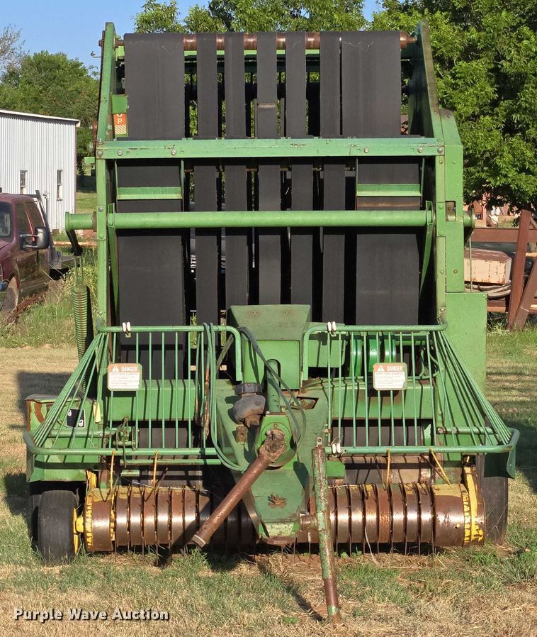 image for item EU3514 John Deere 510 Round baler