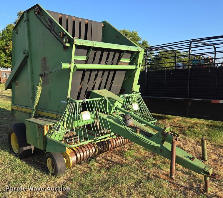 image for item EU3514 John Deere 510 Round baler