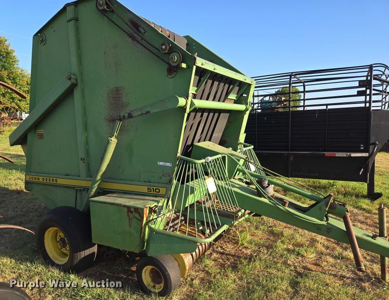 image for item EU3514 John Deere 510 Round baler