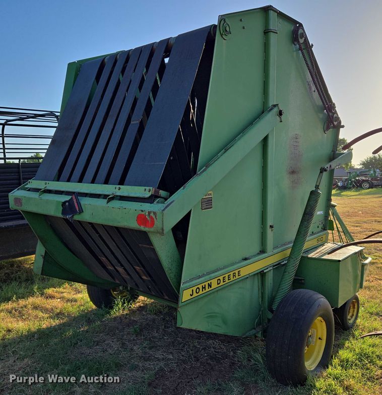 image for item EU3514 John Deere 510 Round baler