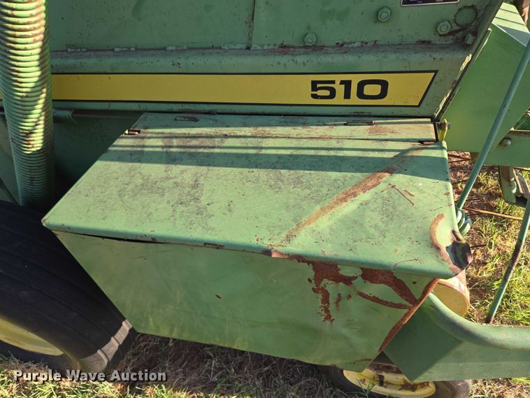image for item EU3514 John Deere 510 Round baler