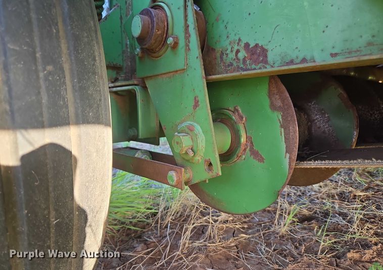 image for item EU3514 John Deere 510 Round baler