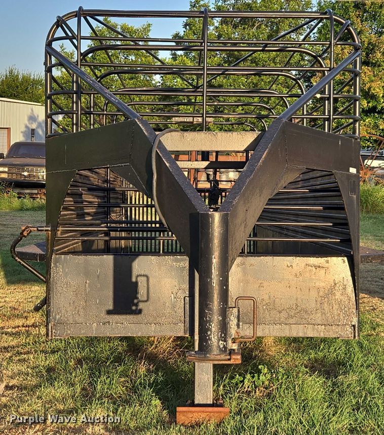 image for item EU3515 Livestock trailer