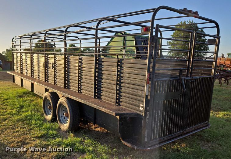 image for item EU3515 Livestock trailer