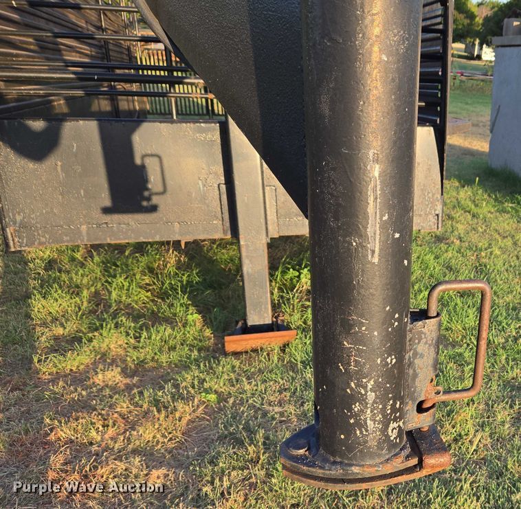 image for item EU3515 Livestock trailer