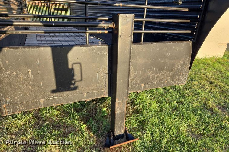 image for item EU3515 Livestock trailer