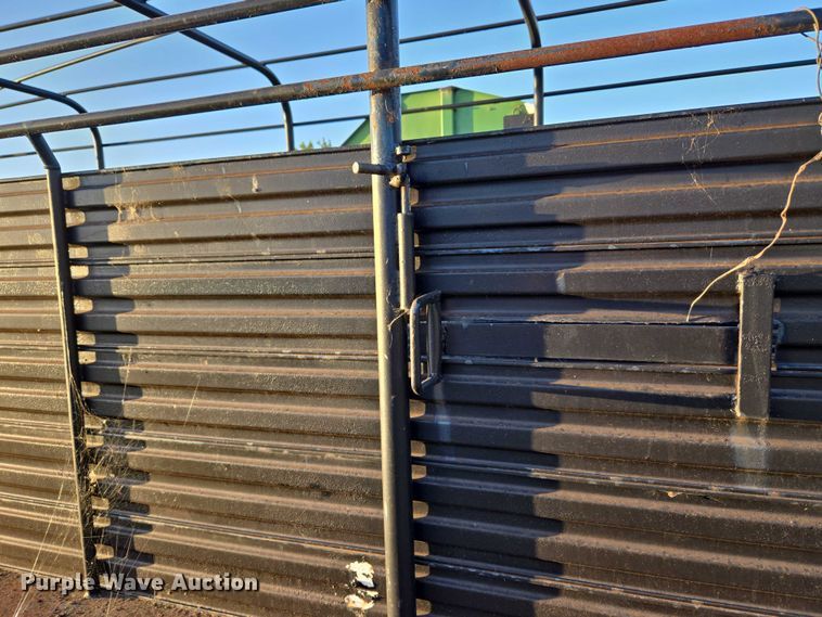 image for item EU3515 Livestock trailer