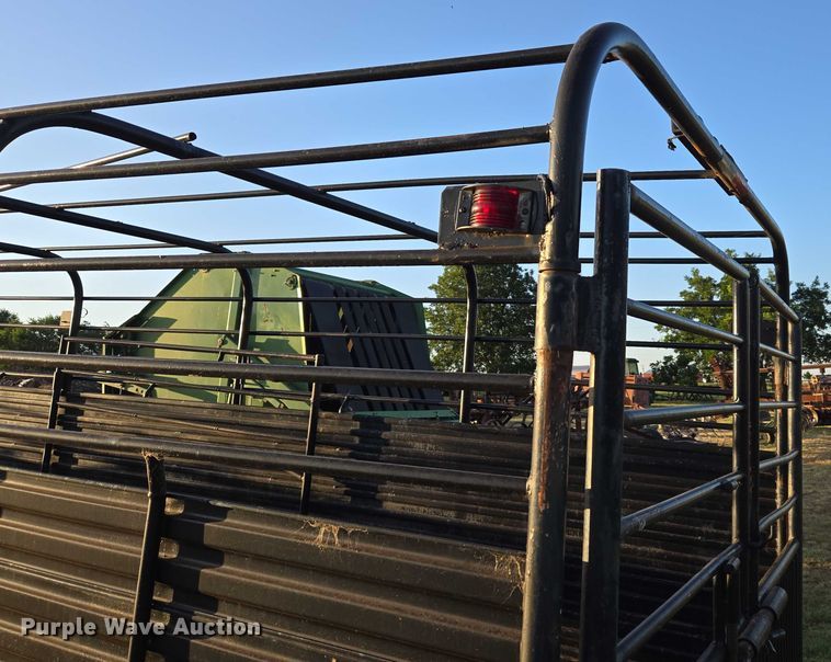 image for item EU3515 Livestock trailer