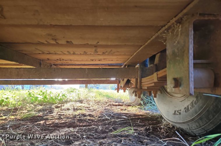 image for item EU3515 Livestock trailer