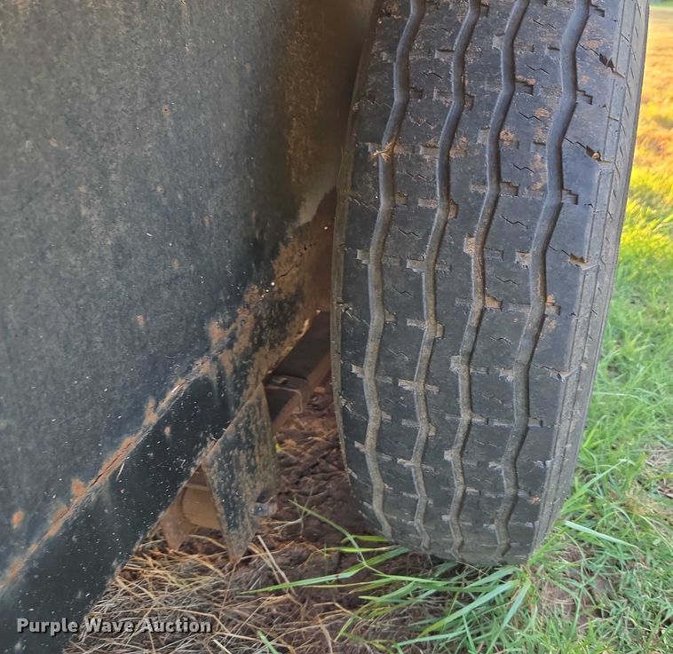 image for item EU3515 Livestock trailer