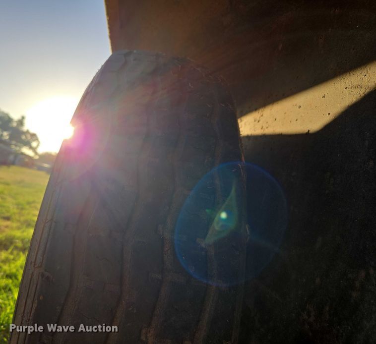 image for item EU3515 Livestock trailer