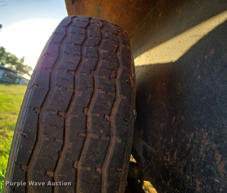 image for item EU3515 Livestock trailer