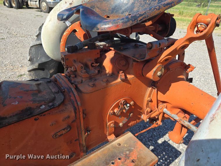 image for item EU3540 Ford 901 tractor