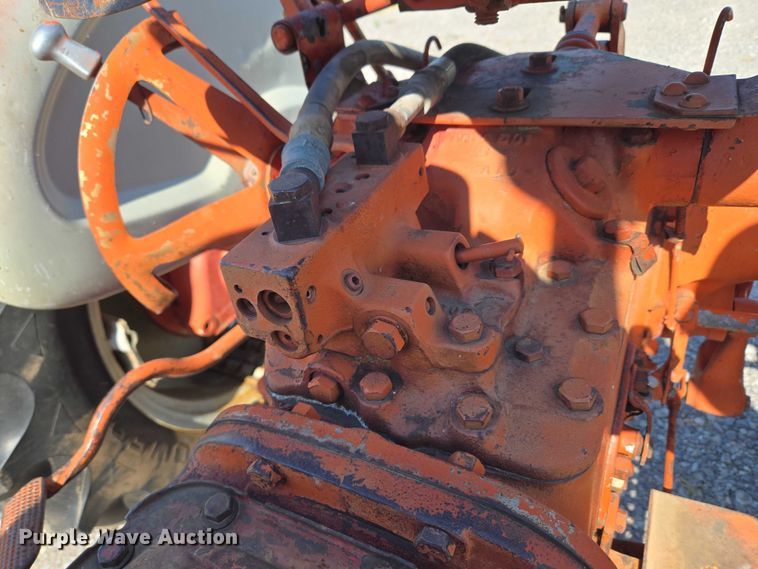 image for item EU3540 Ford 901 tractor