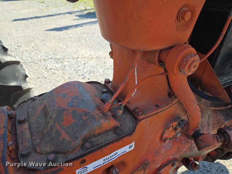 image for item EU3540 Ford 901 tractor