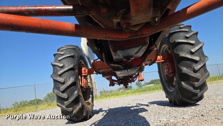 image for item EU3540 Ford 901 tractor