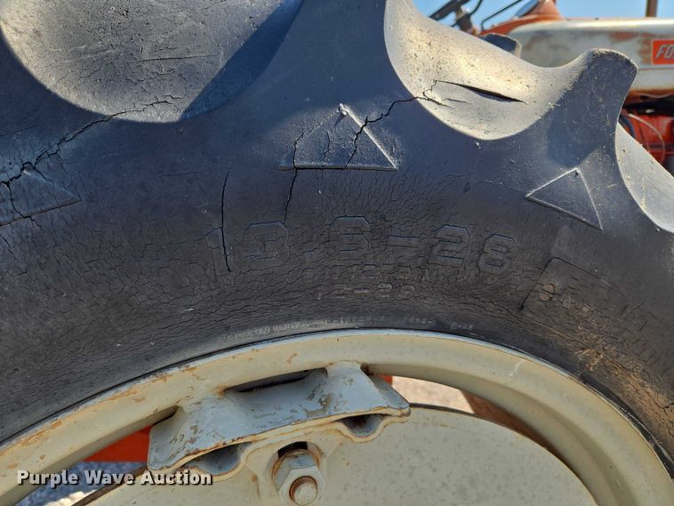 image for item EU3540 Ford 901 tractor