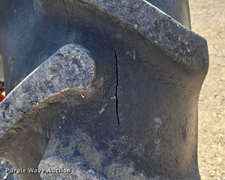 image for item EU3540 Ford 901 tractor