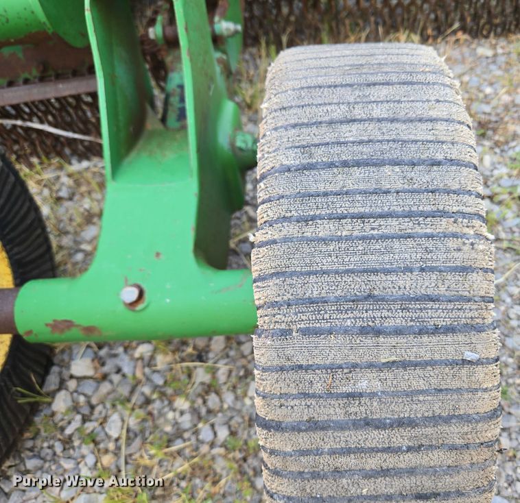 image for item EU3547 2007 John Deere CX15 batwing finish mower