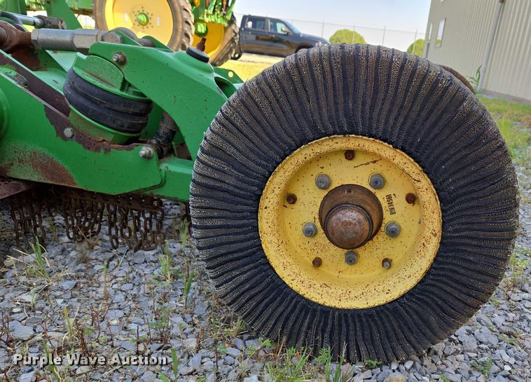 image for item EU3547 2007 John Deere CX15 batwing finish mower