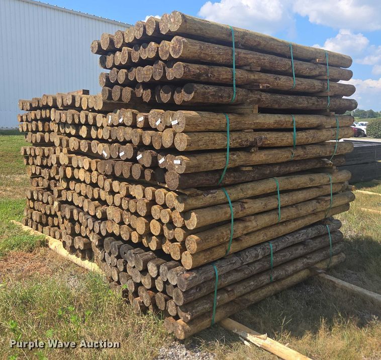 image for item FB9461 (20) bundles of wood post