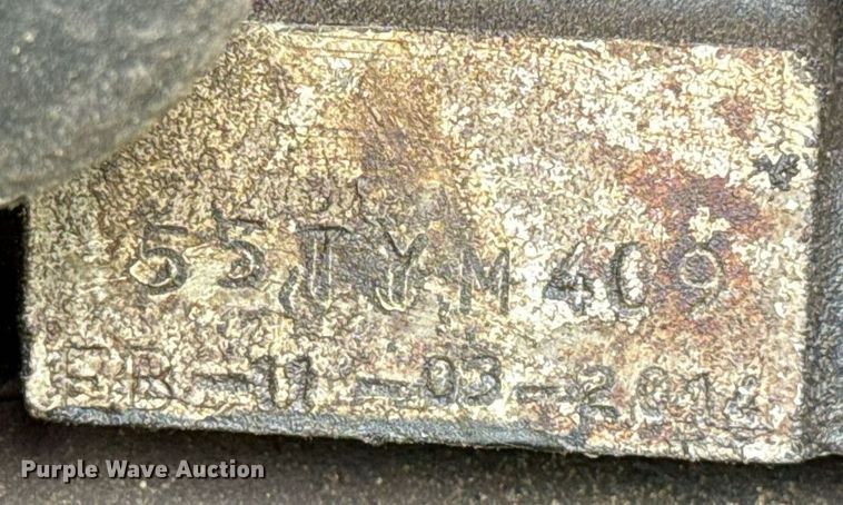 image for item HI9347 2015 Mahindra 2555 HST MFWD tractor