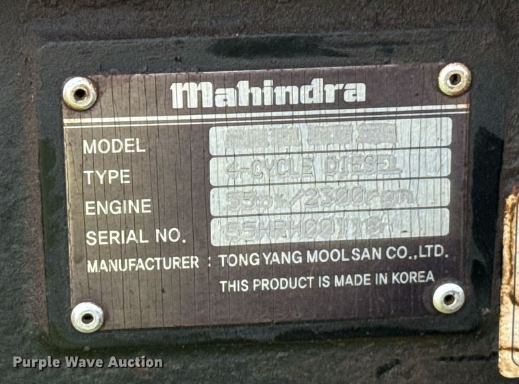 image for item HI9347 2015 Mahindra 2555 HST MFWD tractor