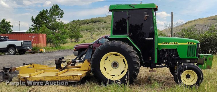 image for item IP9653 2001 John Deere 5310 tractor