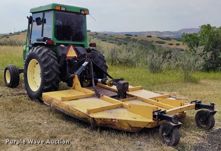 image for item IP9653 2001 John Deere 5310 tractor