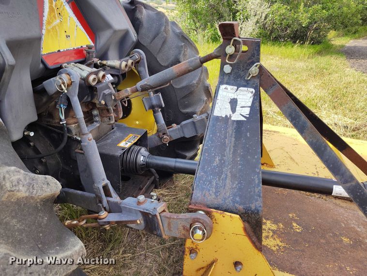 image for item IP9653 2001 John Deere 5310 tractor