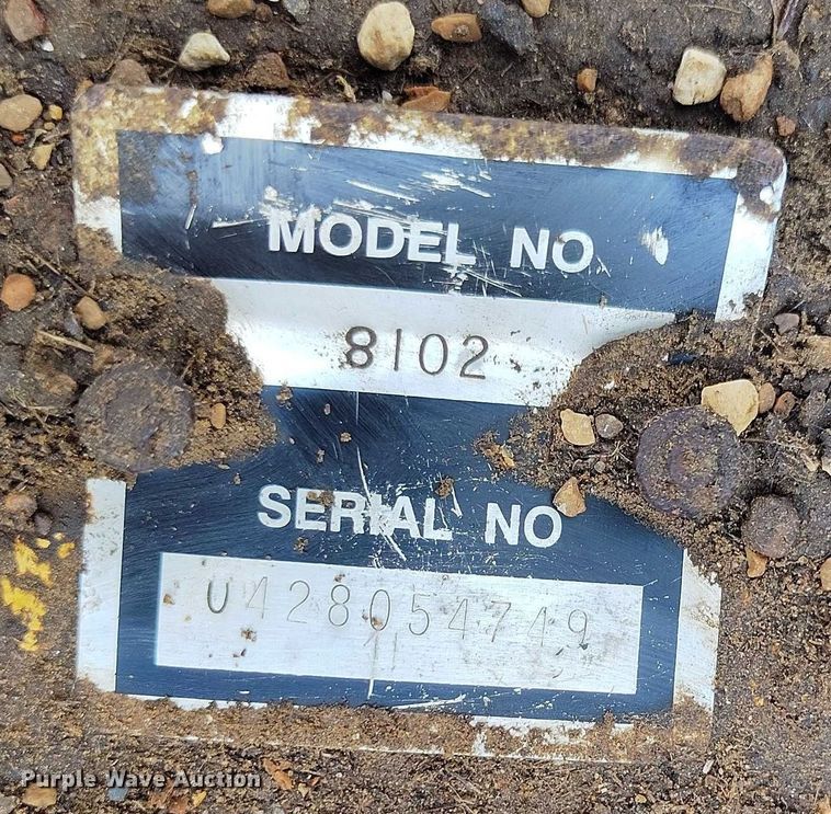 image for item IP9653 2001 John Deere 5310 tractor