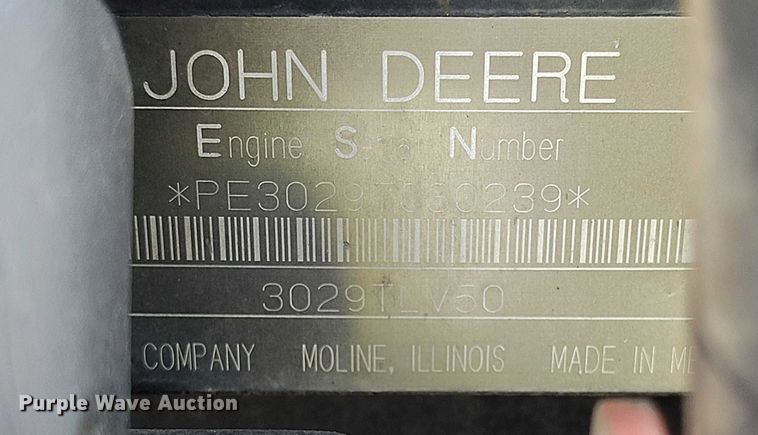 image for item IP9653 2001 John Deere 5310 tractor
