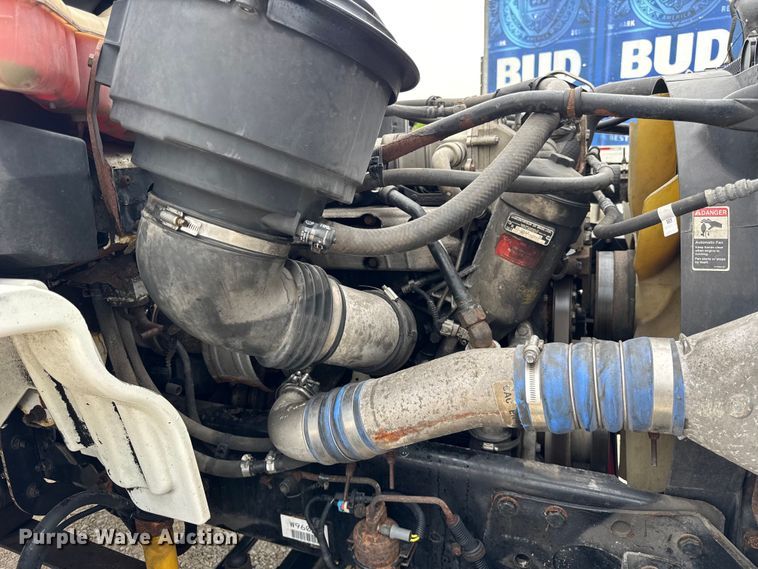 image for item DJ9696 2007 Freightliner M2 semi truck