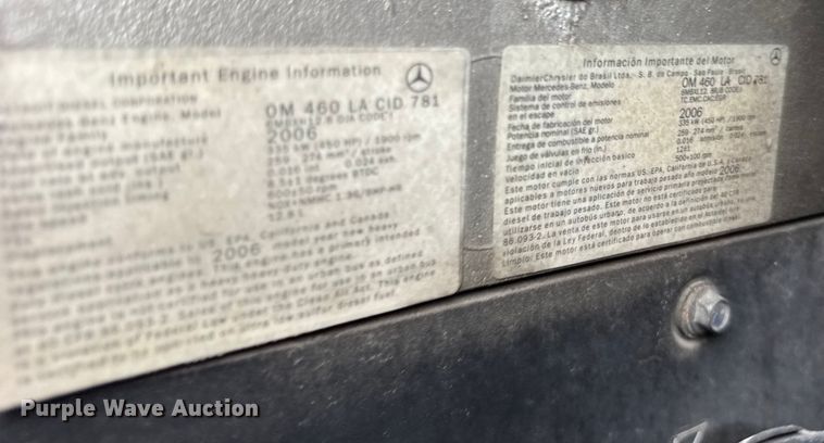 image for item DJ9696 2007 Freightliner M2 semi truck